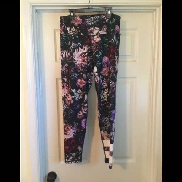 Bebe Sport Pants - Bebe Sport Size L Leggings